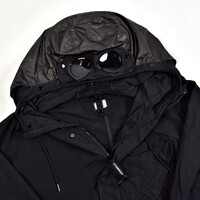 C.P. Company black flatt nylon goggle hood fishtail parka size XXXL