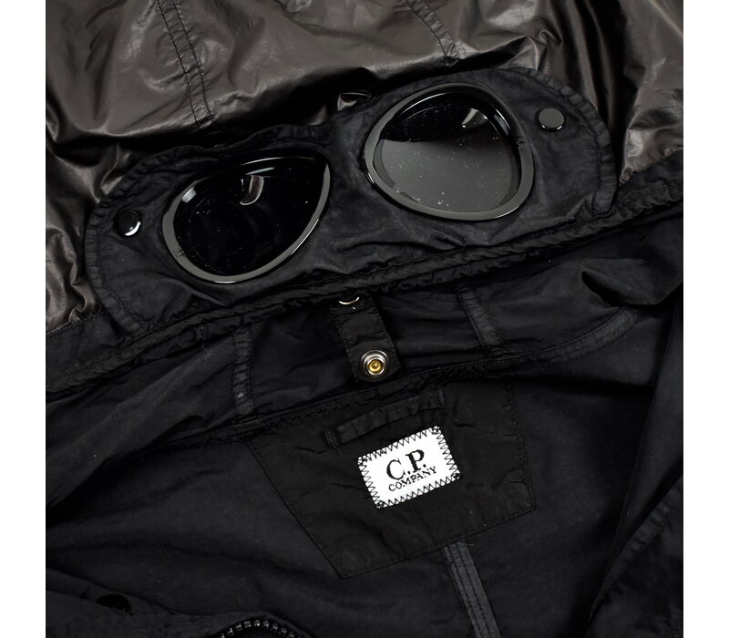 C.P. Company black flatt nylon goggle hood fishtail parka size XXXL