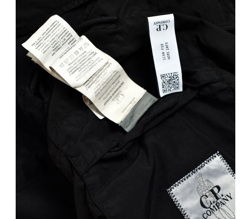 C.P. Company black flatt nylon goggle hood fishtail parka size XXXL