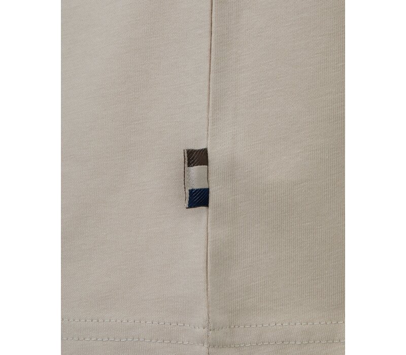 Aquascutum Active big logo t-shirt Old White