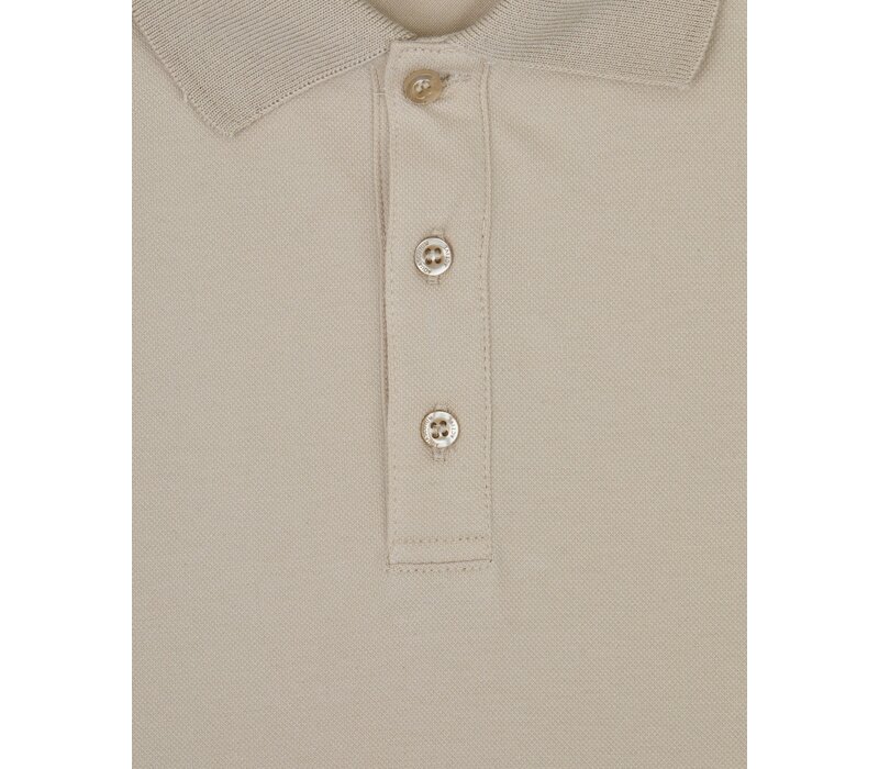 Aquascutum Active stretch piquet badge polo shirt Old White