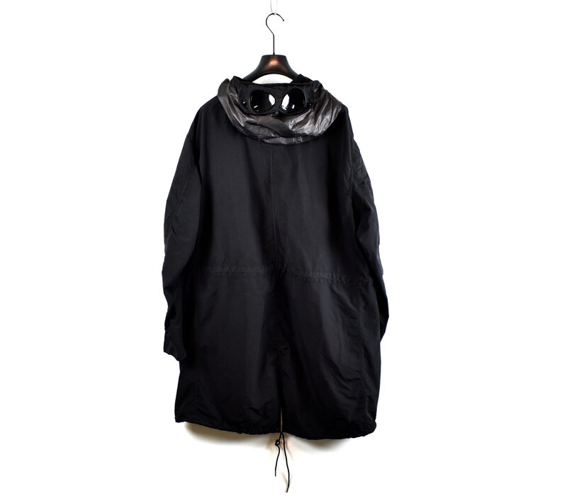 C.P. Company black flatt nylon goggle hood fishtail parka XXL