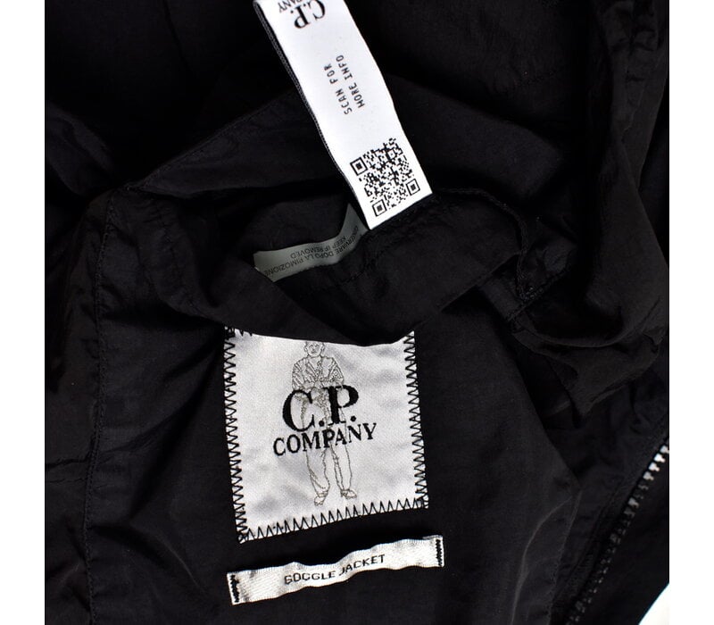 C.P. Company black flatt nylon goggle hood fishtail parka XXL
