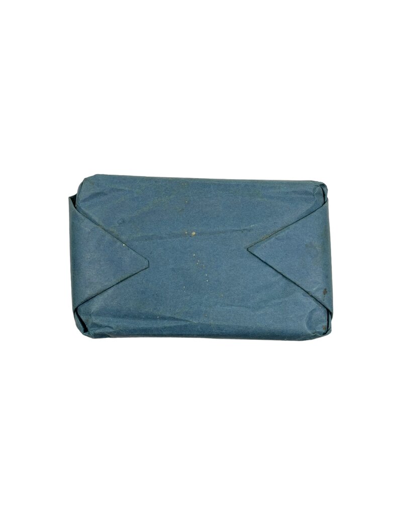 Engels WO2 Surgical Lint