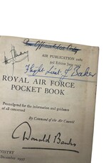 Engels WO2 RAF pocket book