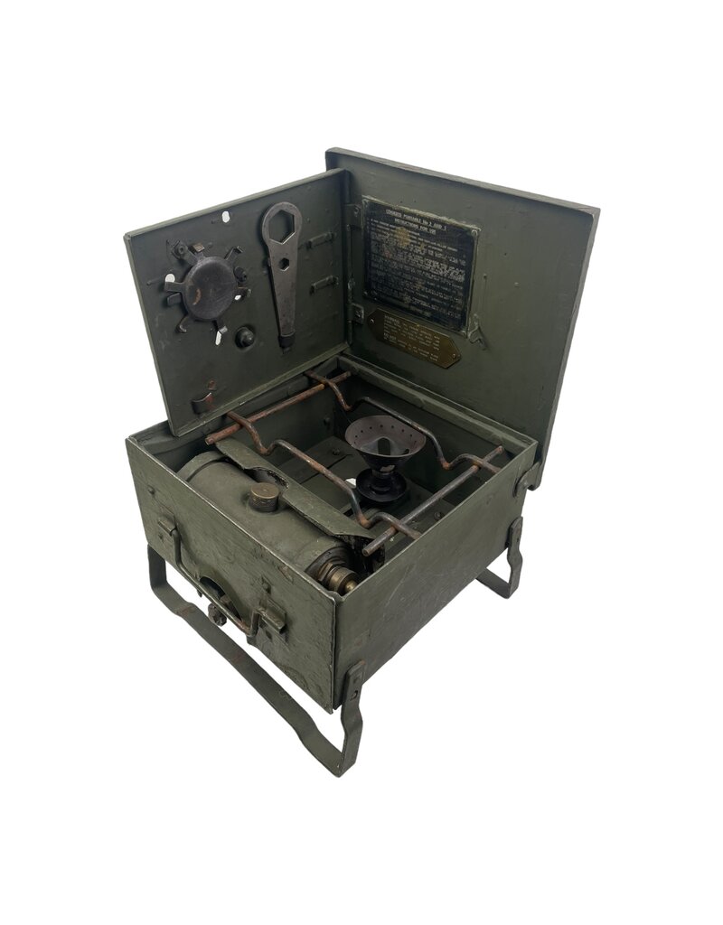 Engelse WO2 Safety Cooker