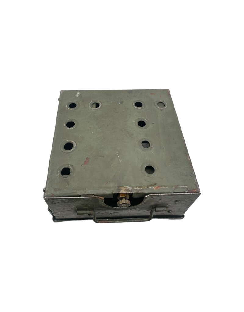 Engelse WO2 Safety Cooker