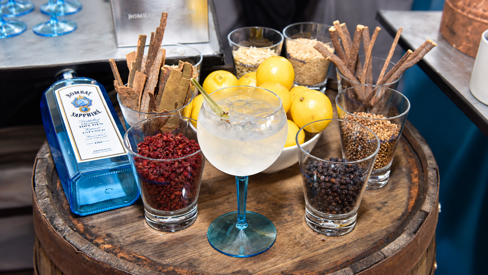 Waar wordt gin van gemaakt?