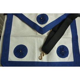 Schootsvel 3e graad 3 rosetten leer zilver pareltjes