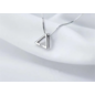 Ketting met open driehoek en zirkonia.