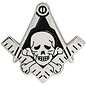 Pin Brújula y escuadra con calavera