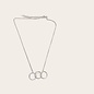 Collier en argent sterling avec trois cercles entrelacés.