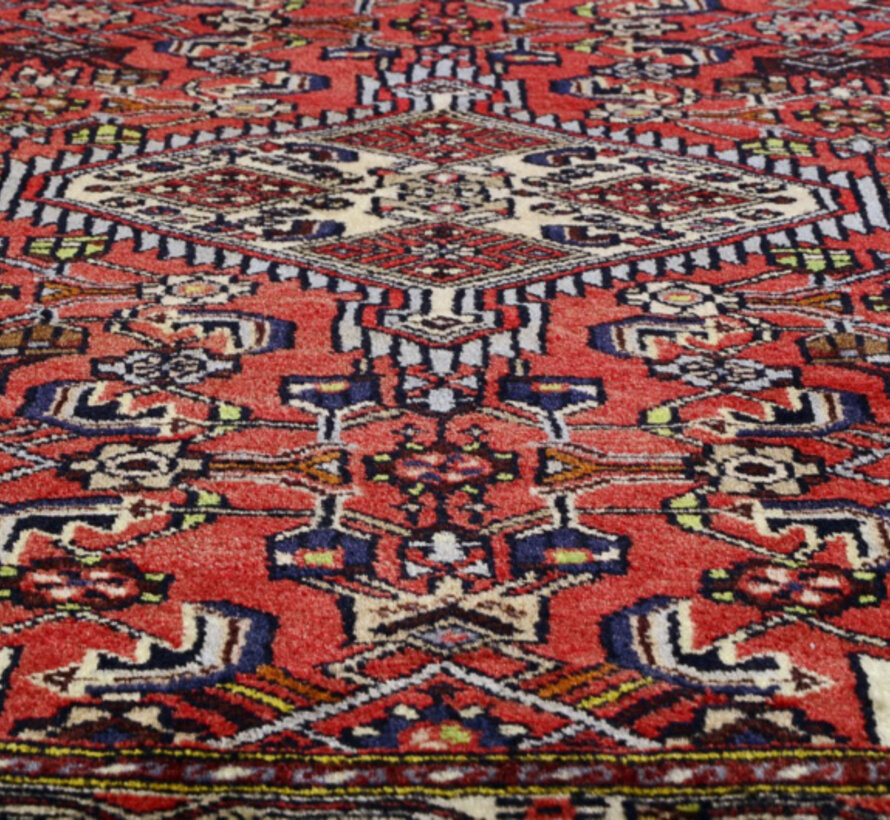 Persian Hamedan Carpet - Handmade - 81 x 120cm