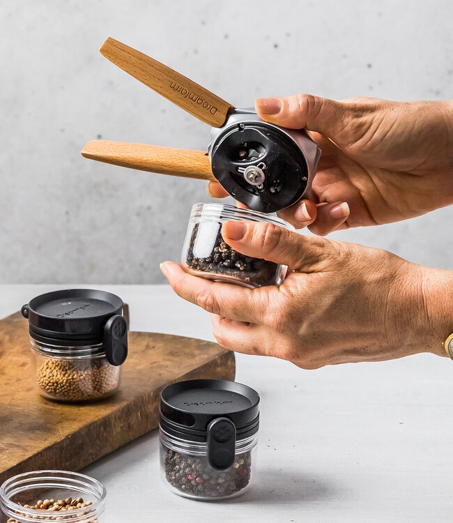 Dreamfarm Ortwo Spice Grinder