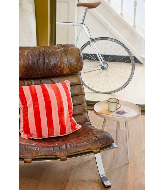 Bijzettafel Beige 1Ijzer