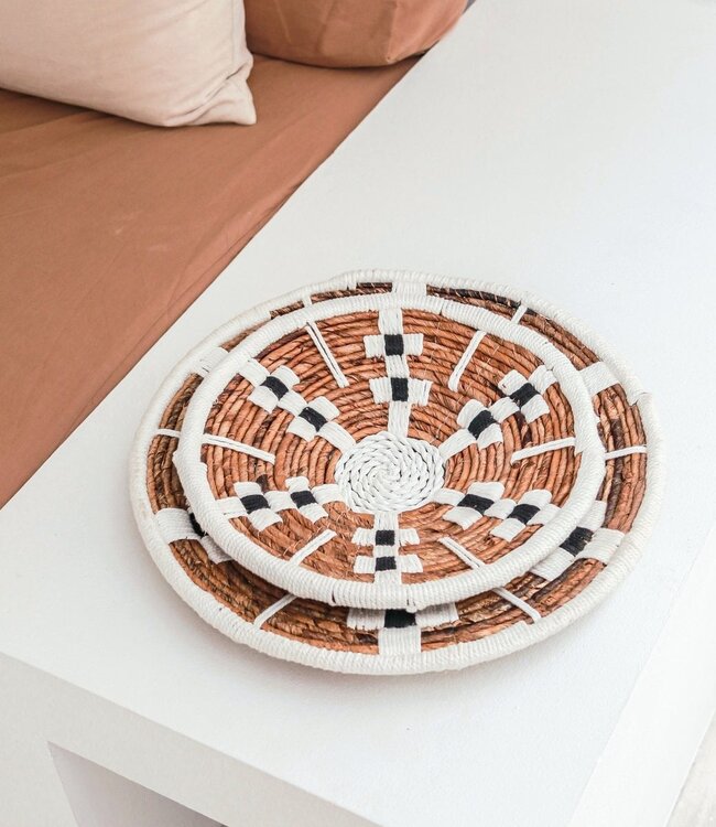 Wanddecoratie Ronde Boho Muurmand of Platte Kom TAMAN gemaakt van Bananenvezel (2 maten)