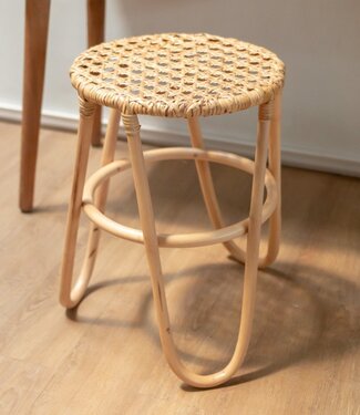 Soeji Rotan Kruk KOLAKA Naturel Ø35 cm met Geweven Zitvlak | Kleine ronde kruk met drie poten