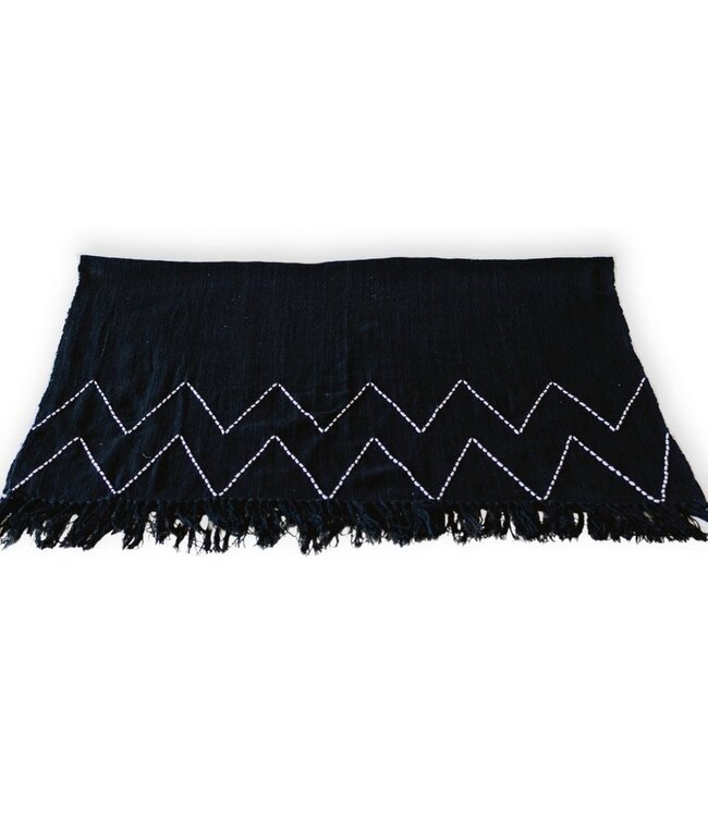 Zwarte plaid handgeweven – Boho sprei – geruite franjes en zigzagpatroon – gezellige bankdeken – katoenen plaid 140x200 cm LINGGAH