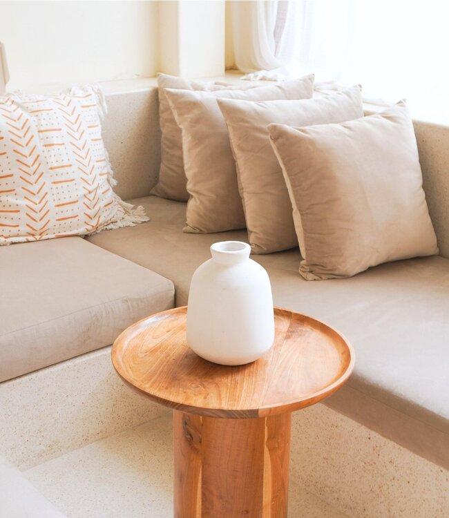 Vaas Witte kleine ronde decoratieve vaas voor gedroogde of verse bloemen, handgegoten uit klei met BAWA