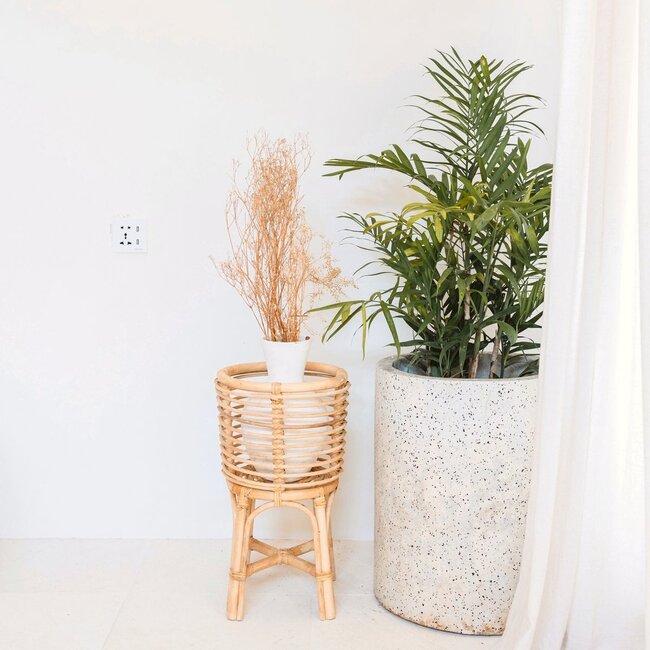 Rotan Plantenstandaard Rond – Boho Plantenbak – Rotan Plantenmand – Natuurlijke Bloemenstandaard voor Potten tot Ø20 cm AKARA