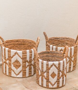 Wasmand Plantenmand Grote opbergmand rond NASARI gemaakt van bananenvezel met een macramé-patroon van katoen