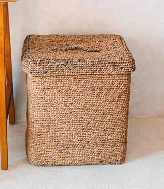 Grote wasmand met deksel - decoratieve geweven bruine mand - rechthoekige wasmand - boho mand handgemaakt van water hyacint semeru