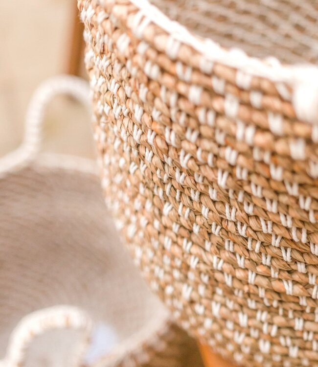 Wasmand Opbergmand Rond GUUNNG Gemaakt van bananenvezels met een macramépatroon van katoen