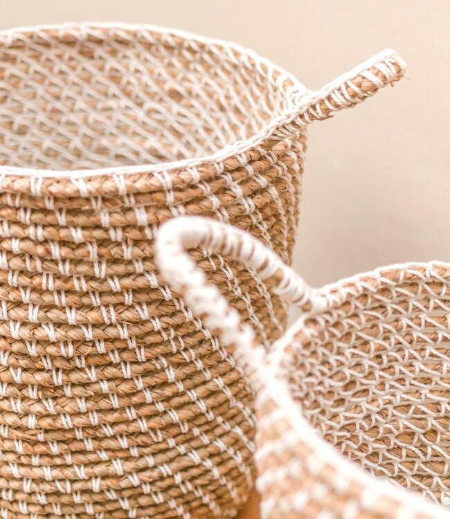 Wasmand Opbergmand Rond GUUNNG Gemaakt van bananenvezels met een macramépatroon van katoen