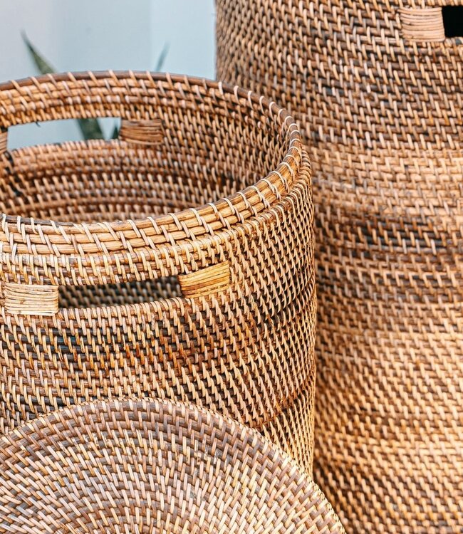Grote wasmand met deksel - geweven ronde mand - bruine boho opslagmand - decoratieve rotan mand (2 maten Ø 36/40 cm) sari (bruin)