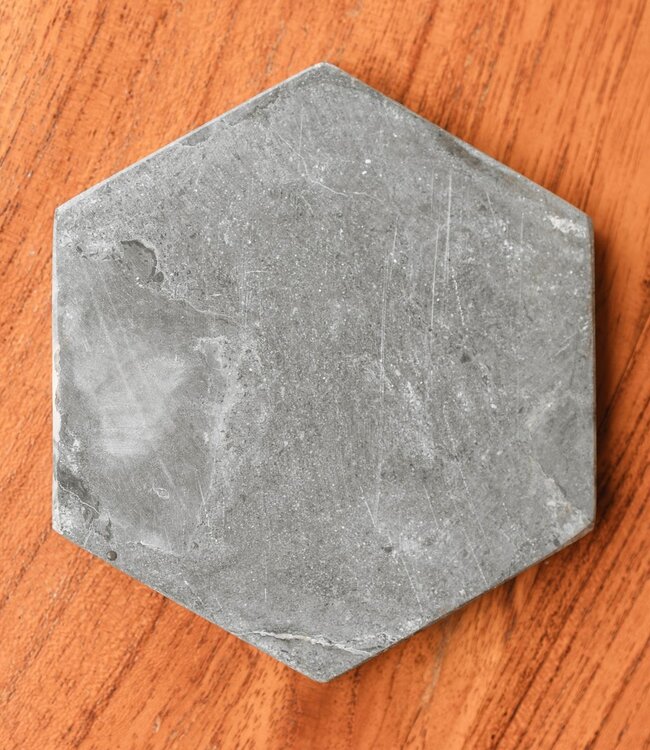 Marmeren onderzetters grijs – zeshoekige onderzetters voor mokken of glazen – handgemaakte onderzetters set van 4 of 8 INAI (grijs)