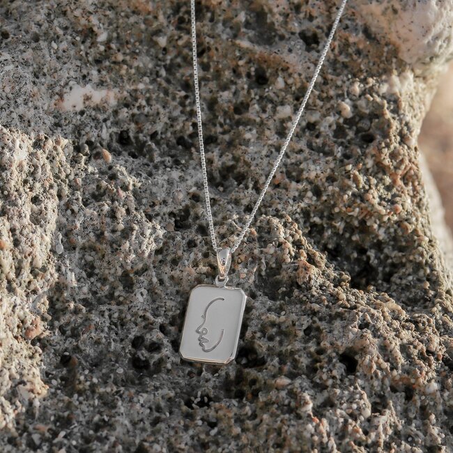 Sierlijke ketting met hanger - zilveren 40 cm ketting gemaakt van 925 zilver - abstract gezicht gegraveerd - LOVINA zilver