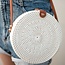 Ronde rotan tas witte handgemaakte crossbody tas met synthetische lederen riemen schoudertas Boho Bali tas SENJA (wit)