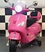 Vespa GTS kinderscooter roze 12 volt met windscherm