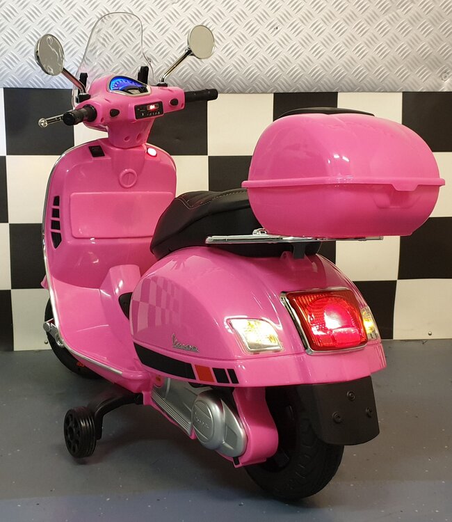 Vespa GTS kinderscooter roze 12 volt met windscherm