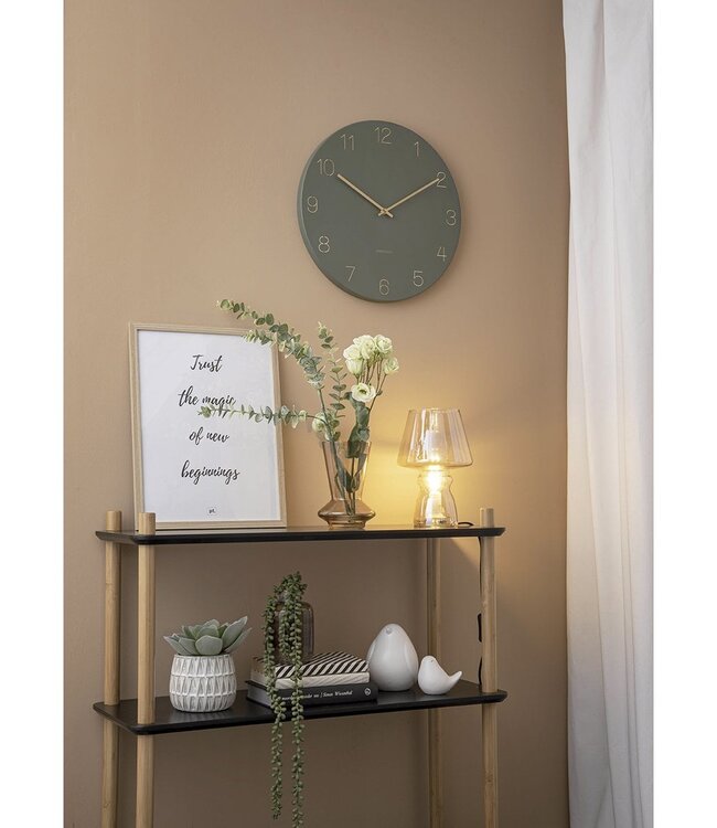 Wandklok charme gegraveerde cijfers