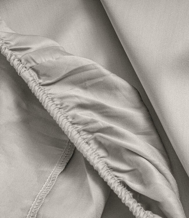 Splittopper satijnen hoeslaken crème 180 x 220