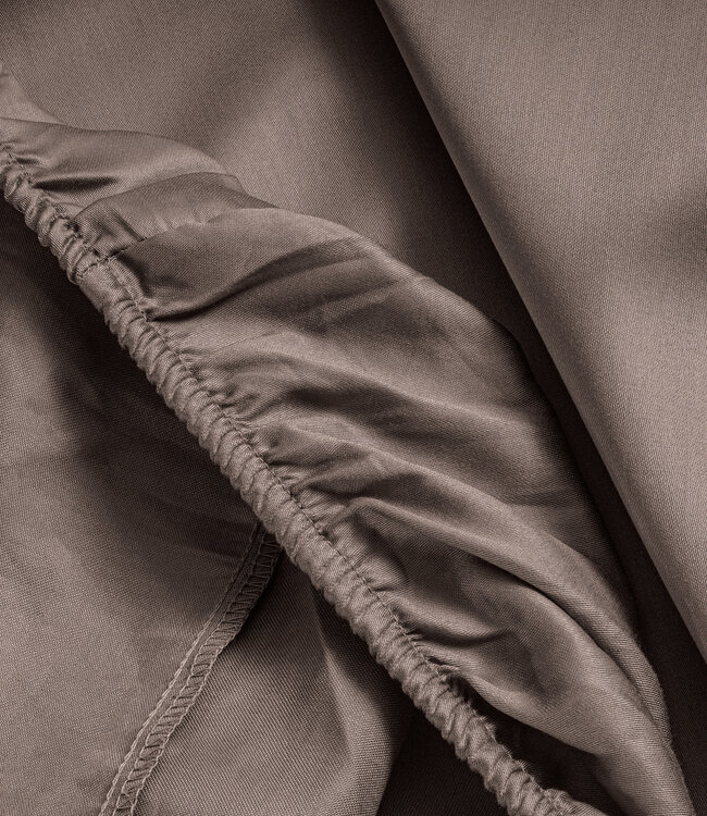 Topper Satijnen Hoeslaken Taupe 140 x 200