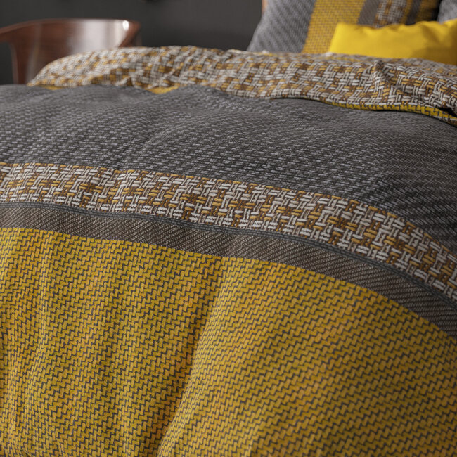 Altor Goud 140 x 220