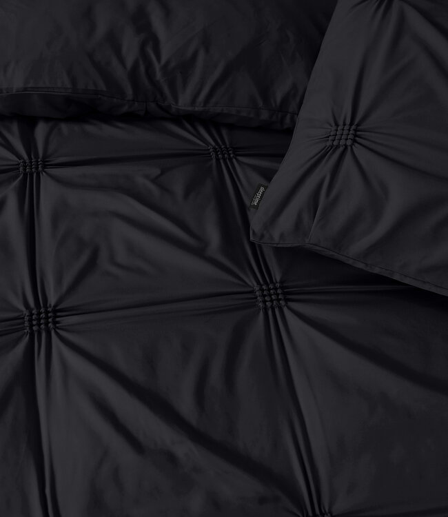 Punch pintuck zwart 200 x 200/220