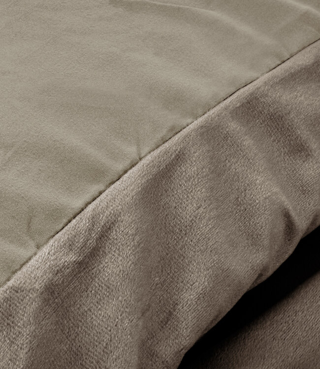 Velvet uni dekbedovertrek taupe 140 x 220 cm