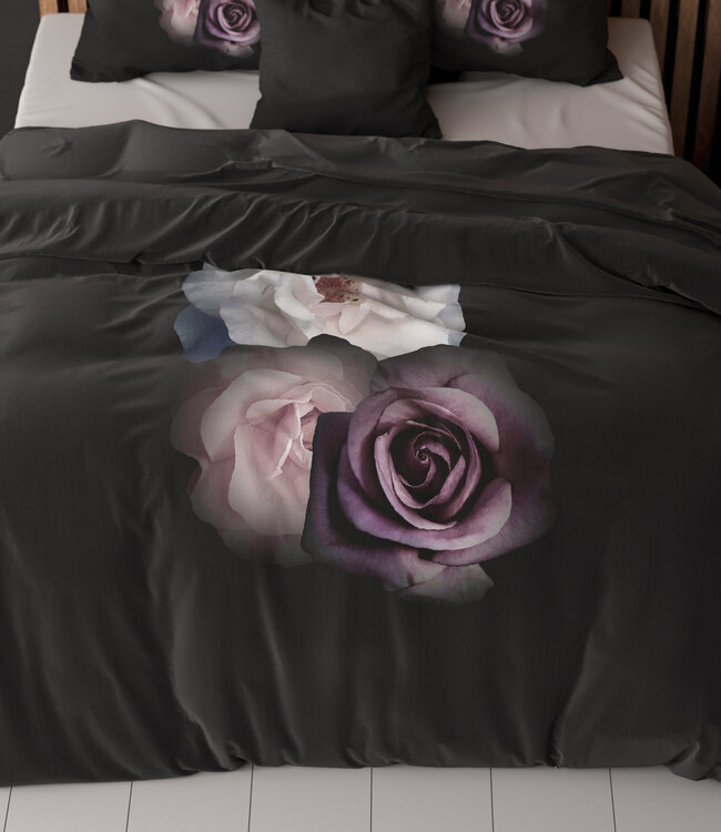 Diepe bloemen zwart 240 x 200/220