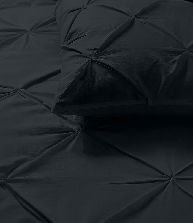 Salvador Zwart 140 x 220