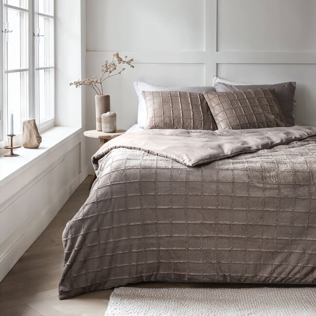 Nepbont geruit taupe 140x200/220