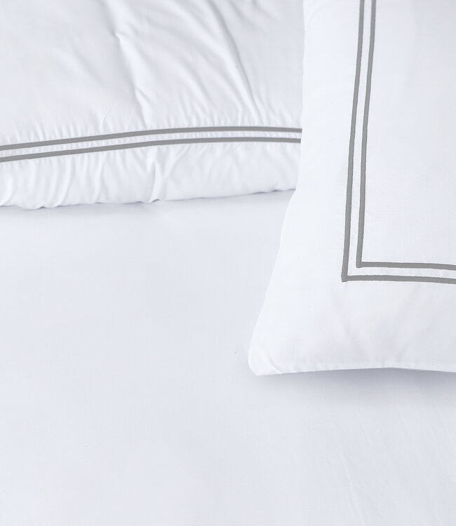 Brata Wit/Grijs Wit 140 x 200/260