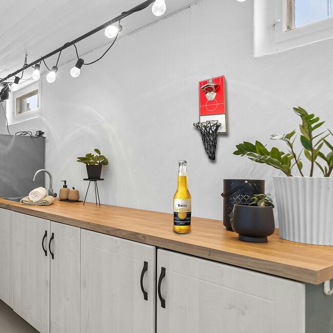 Mad Monkey - Basketbal flesopener voor aan de muur