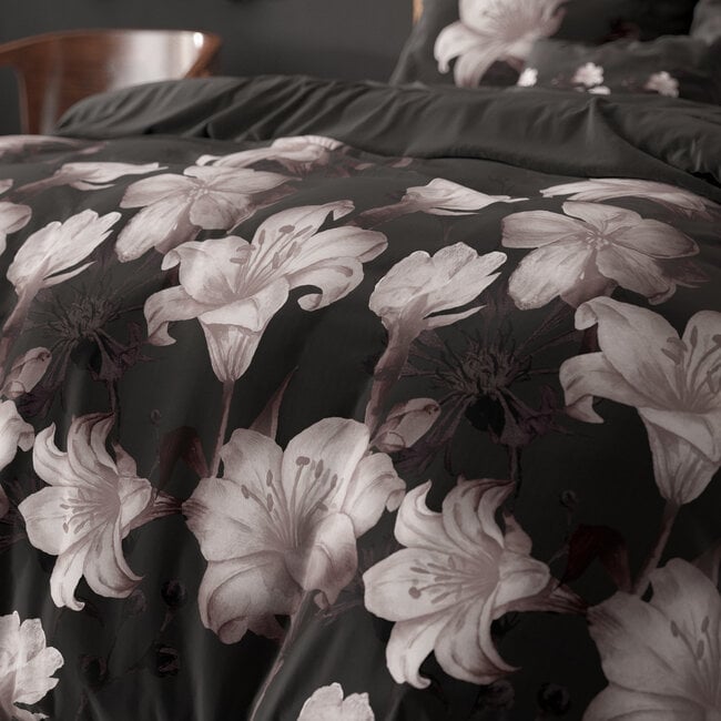 Sleeptime Dunkles Blumenschwarz 200 × 220 - Bettbezug