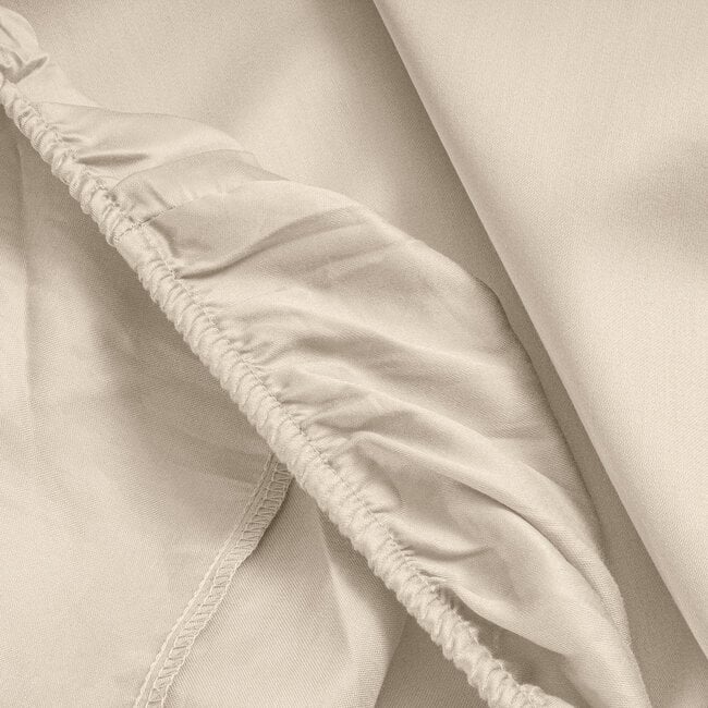 Primaviera Deluxe Satin Fitted Sheet Sand 140 × 200