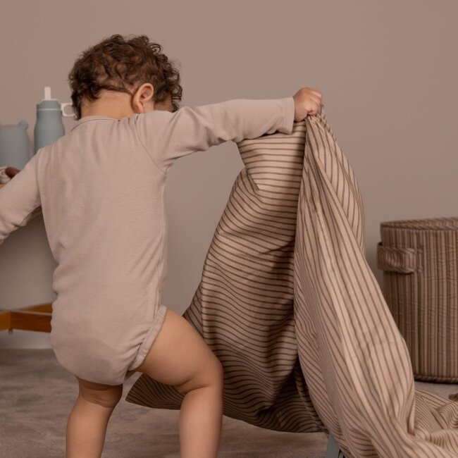 Nuuroo Bera Bettwäsche-Set für Erwachsene - Cream Stripe