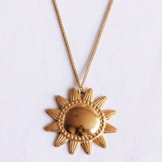 Koning Bamboe Delicate Link Necklace with Large Sun Charm