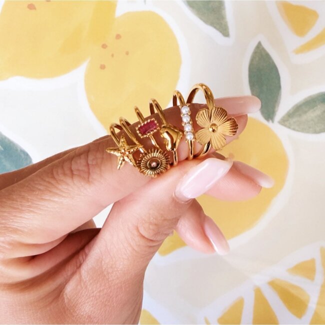 Koning Bamboe Minimalist Domed Heart Ring - Gold